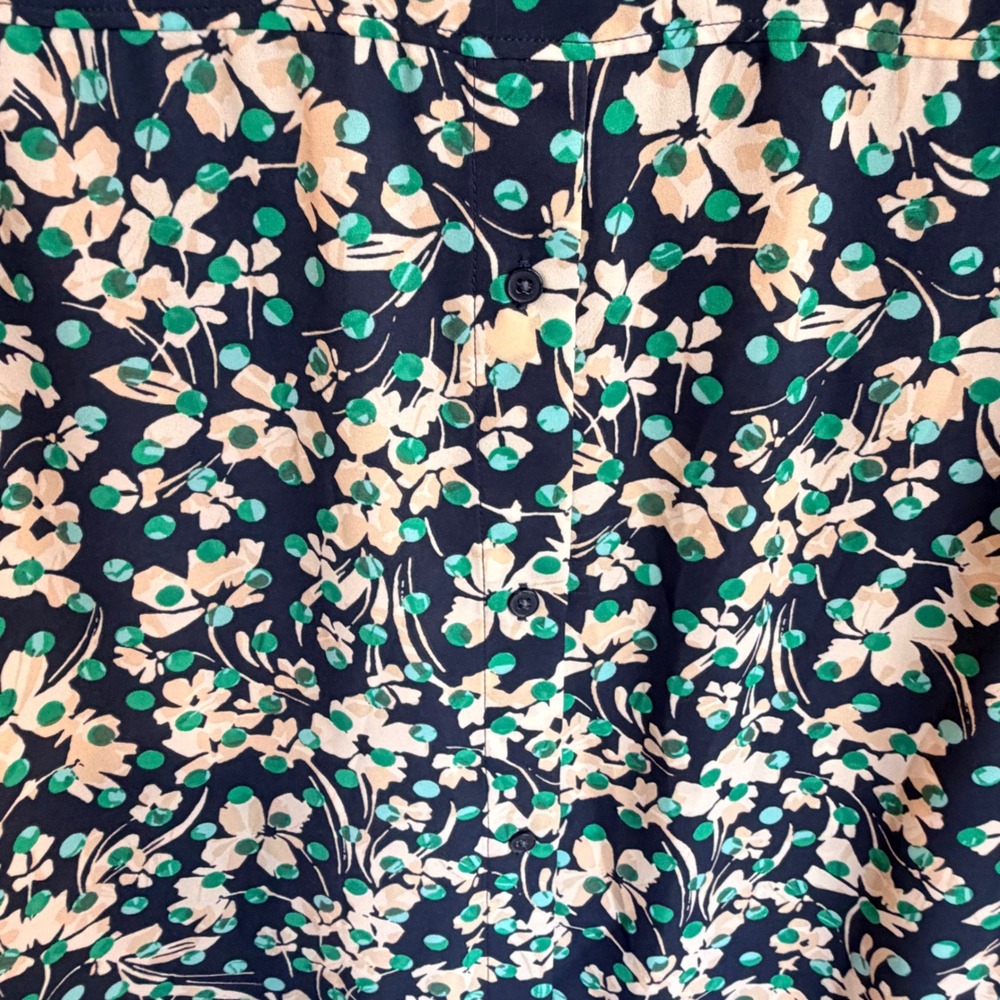 Banana Republic Boyfriend Fit Floral Polka Dot Navy Blue Button Down Shirt L - Picture 7 of 10